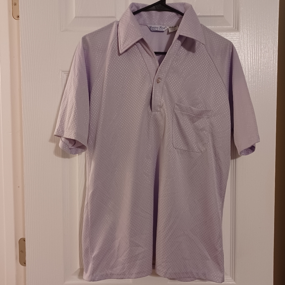 *Donating soon if not sold* Vintage 70's lavender "disco shirt"